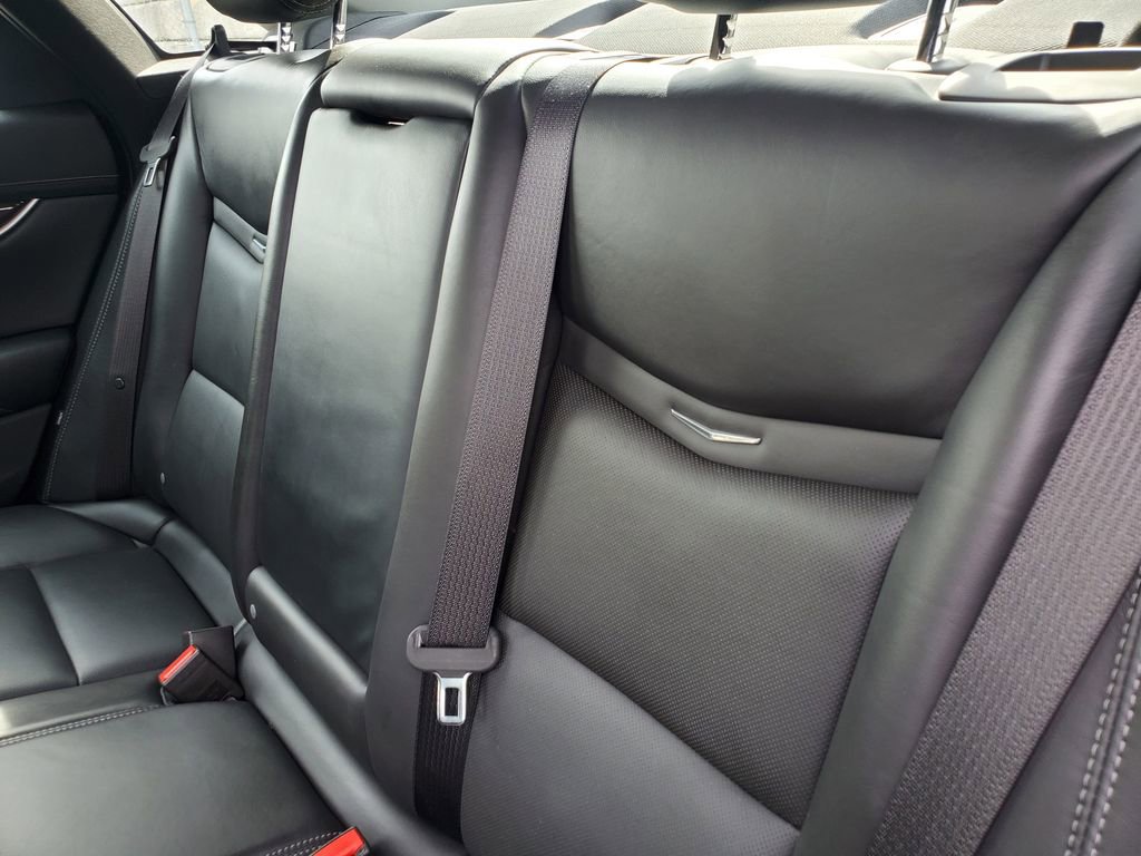 Used 2016 Cadillac XTS Luxury image 36