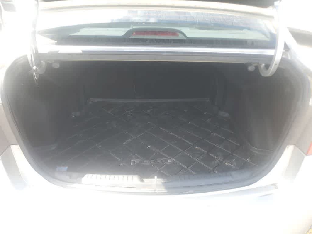 Used 2012 Kia Forte EX FWD image 24
