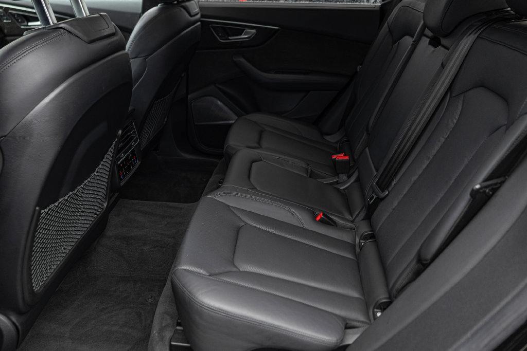 Used 2019 Audi Q8 Prestige AWD/4WD image 27