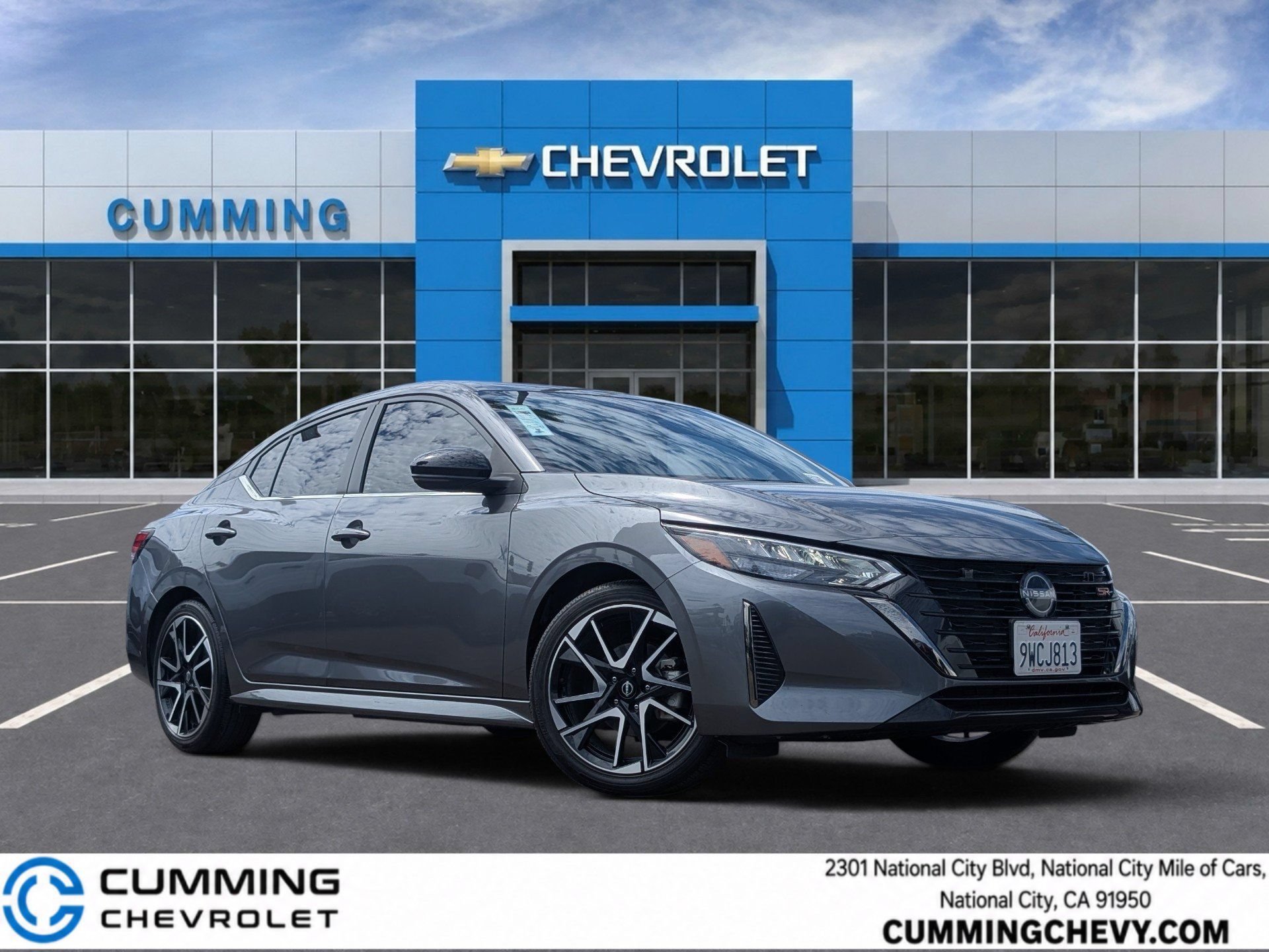 Used 2025 Nissan Sentra SR FWD image 1