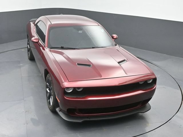 Used 2022 Dodge Challenger SXT RWD image 34
