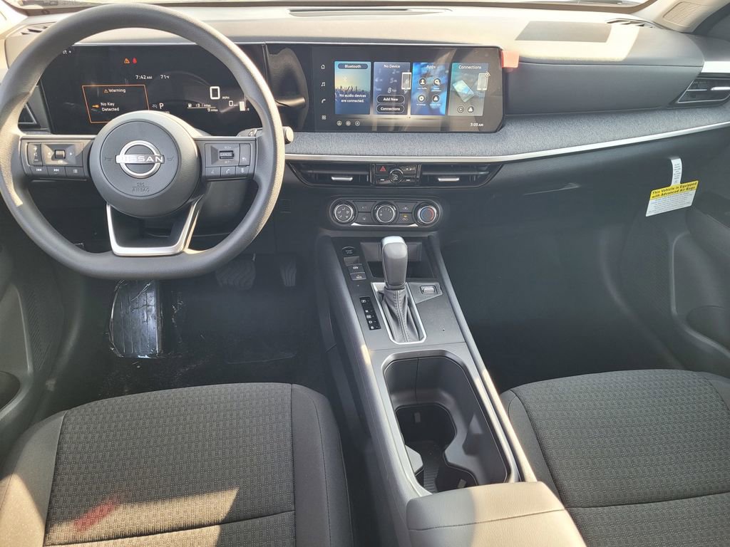 New 2026 Nissan Kicks S image 7