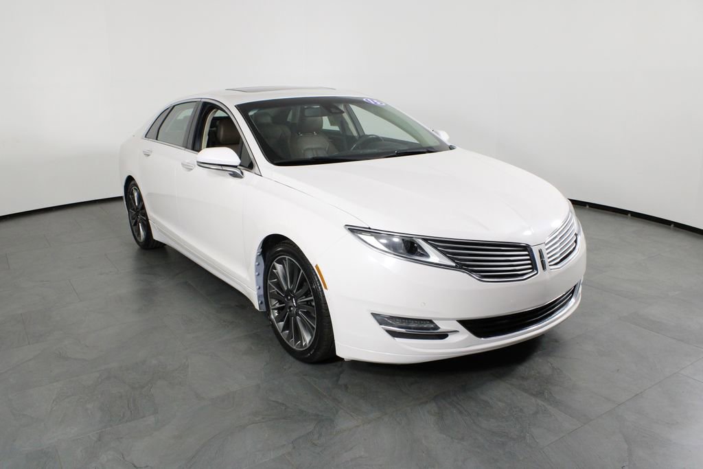 Used 2015 Lincoln MKZ w/ Equipment Group 102A Reserve image 4