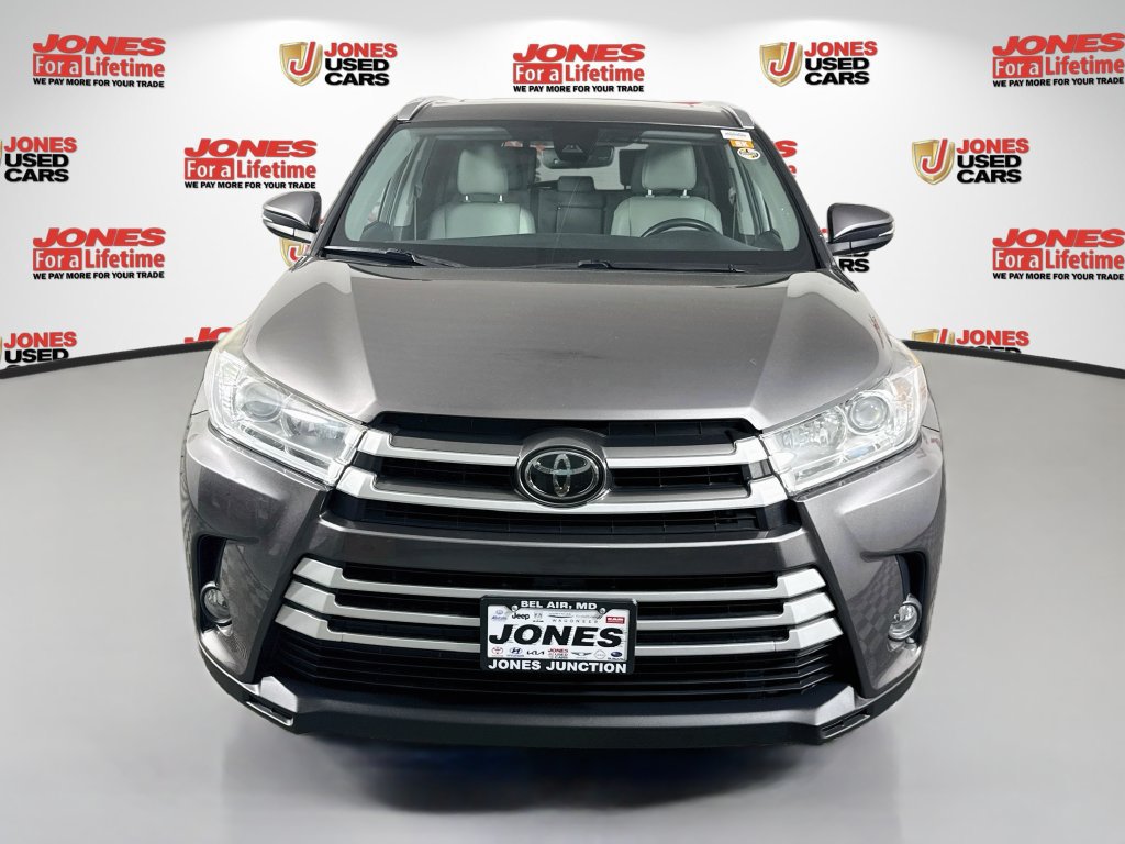 Certified 2019 Toyota Highlander XLE AWD/4WD image 12