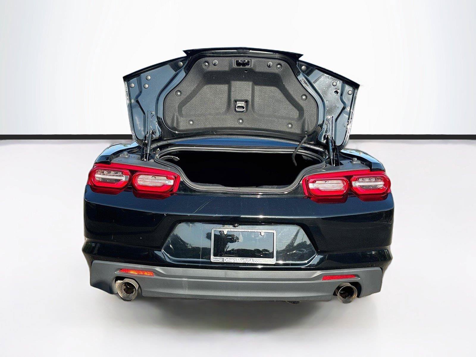 Used 2023 Chevrolet Camaro LT RWD image 24