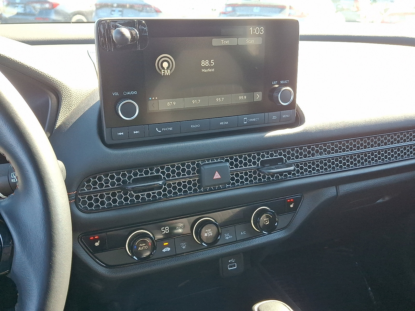 Used 2025 Honda HR-V Sport image 19