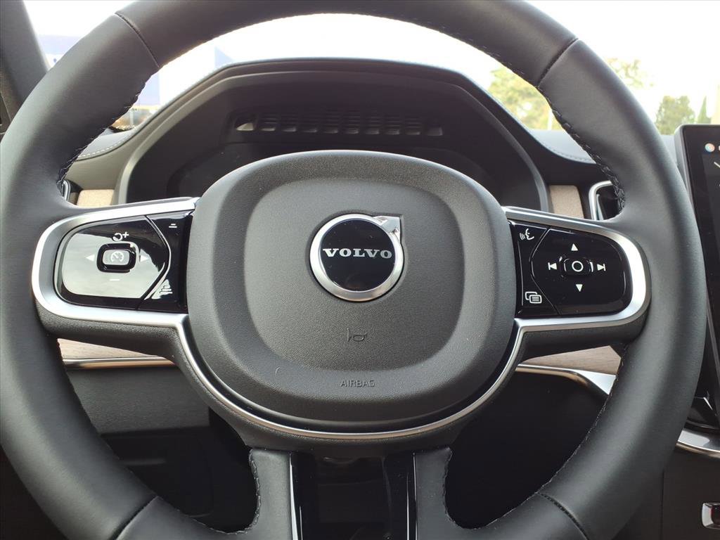 New 2026 Volvo XC90 B6 Plus w/ Protection Package Premier AWD/4WD image 22