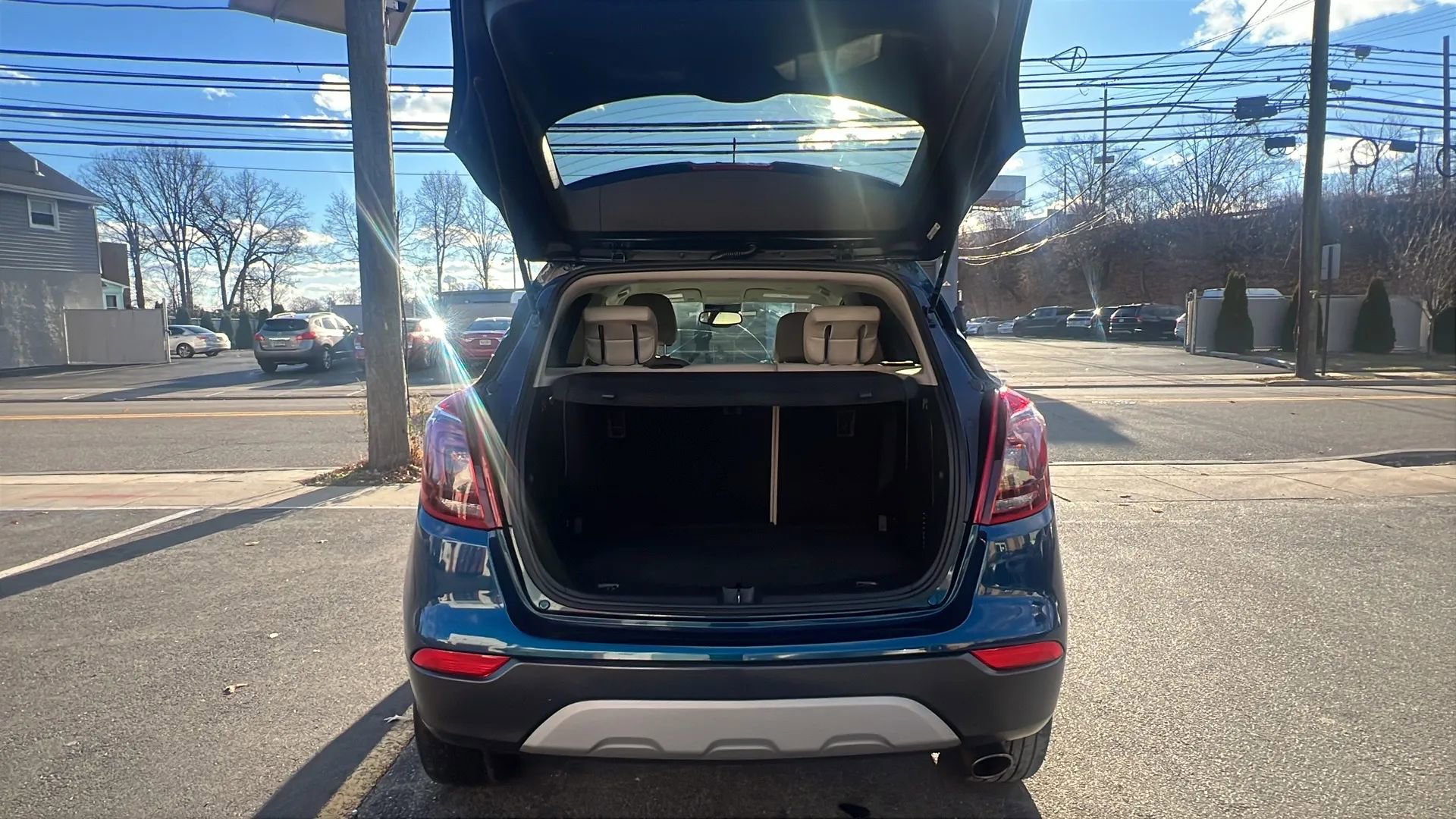 Used 2019 Buick Encore Essence AWD/4WD image 9