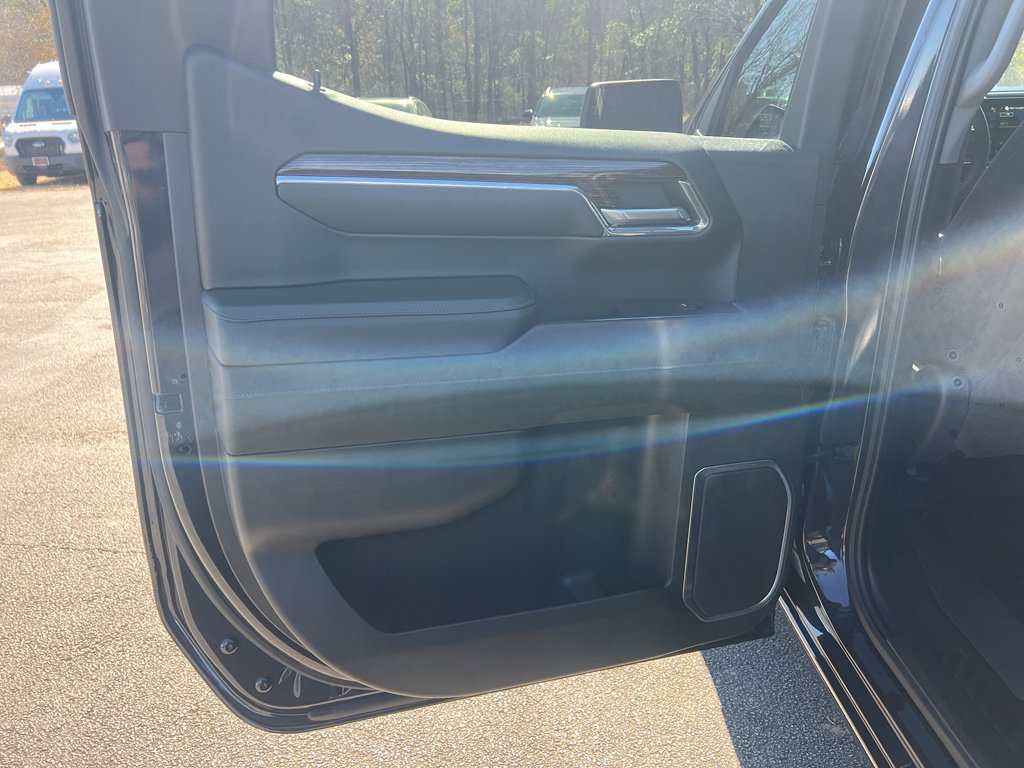 Used 2023 GMC Sierra 1500 Elevation image 24