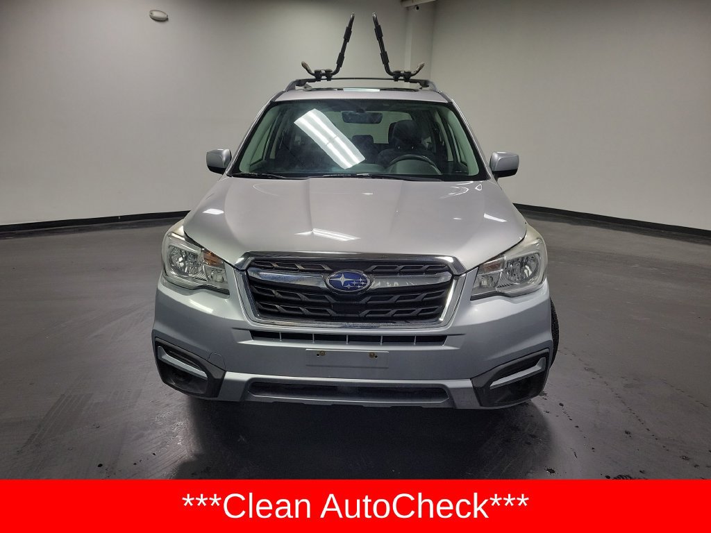 Used 2018 Subaru Forester 2.5i Premium w/ Popular Package #2A AWD/4WD image 2