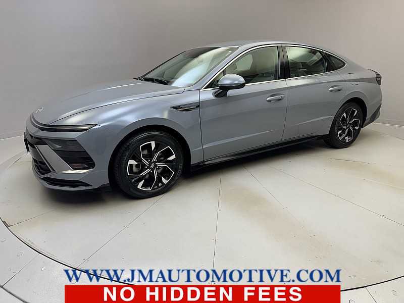Used 2024 Hyundai Sonata SEL FWD image 1