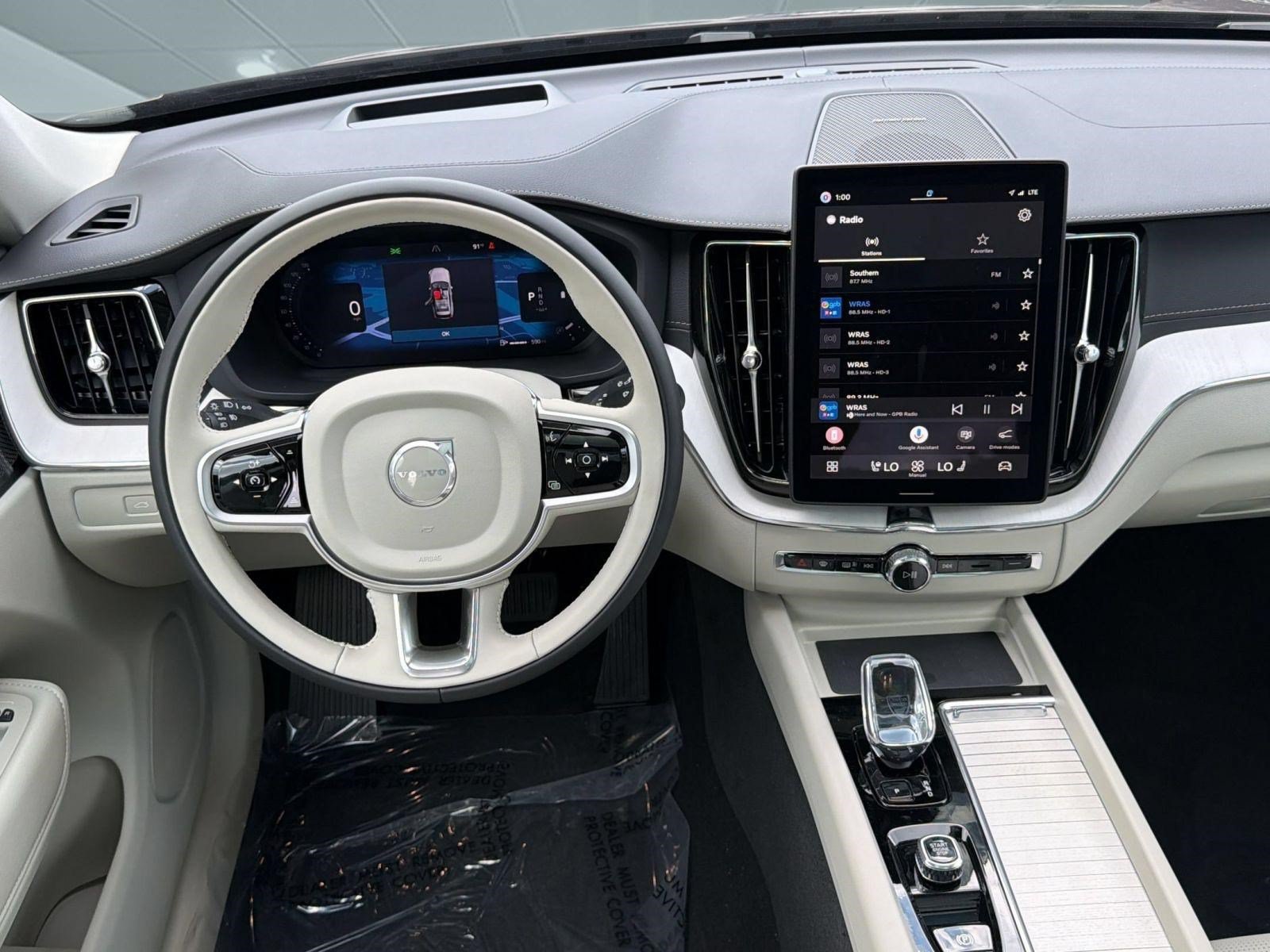 New 2026 Volvo XC60 B5 Ultra w/ Climate Package AWD/4WD image 29