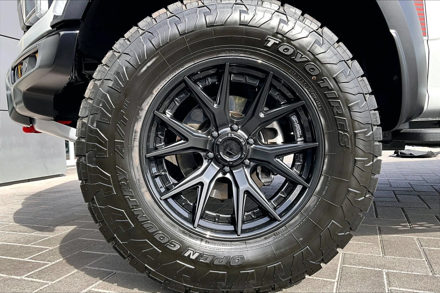Used 2024 Ford F150 Raptor w/ Equipment Group 803A Raptor R AWD/4WD image 9