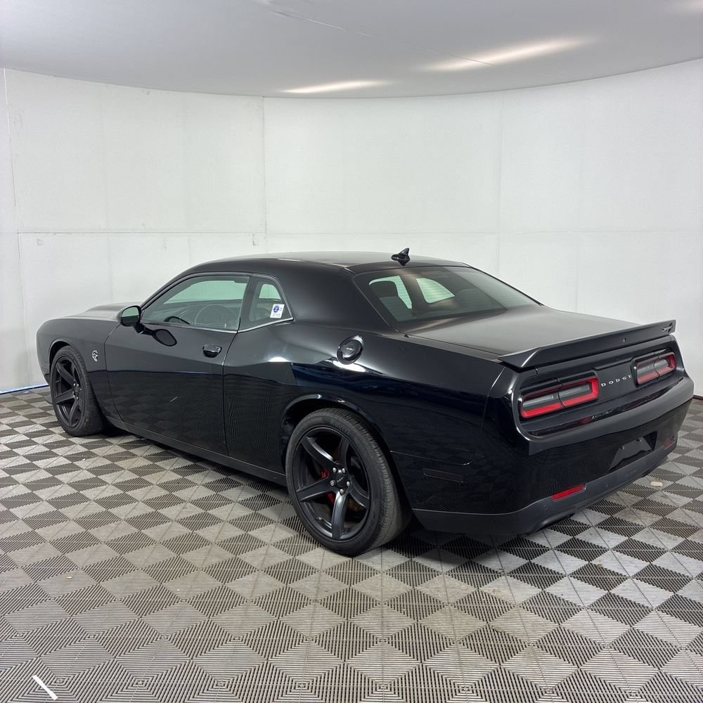 Used 2020 Dodge Challenger SRT Hellcat RWD image 6
