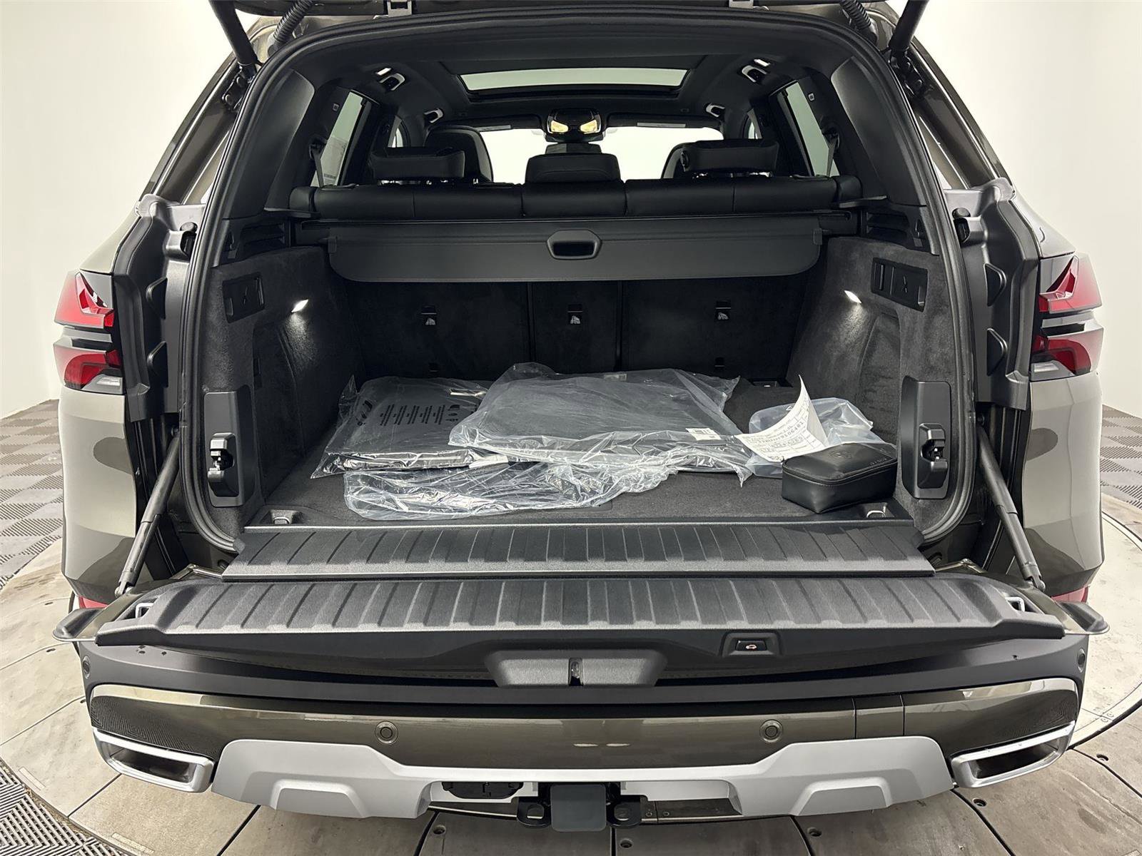 New 2026 BMW X5 xDrive40i w/ Climate Comfort Package image 21