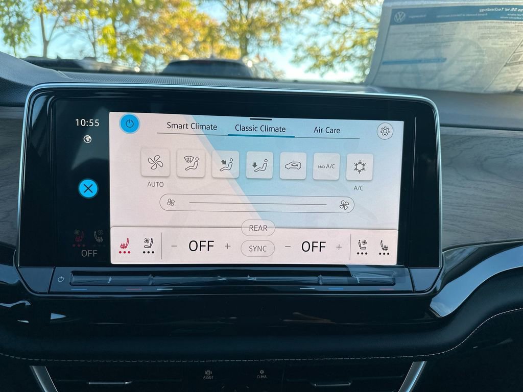 New 2026 Volkswagen Atlas SE image 44