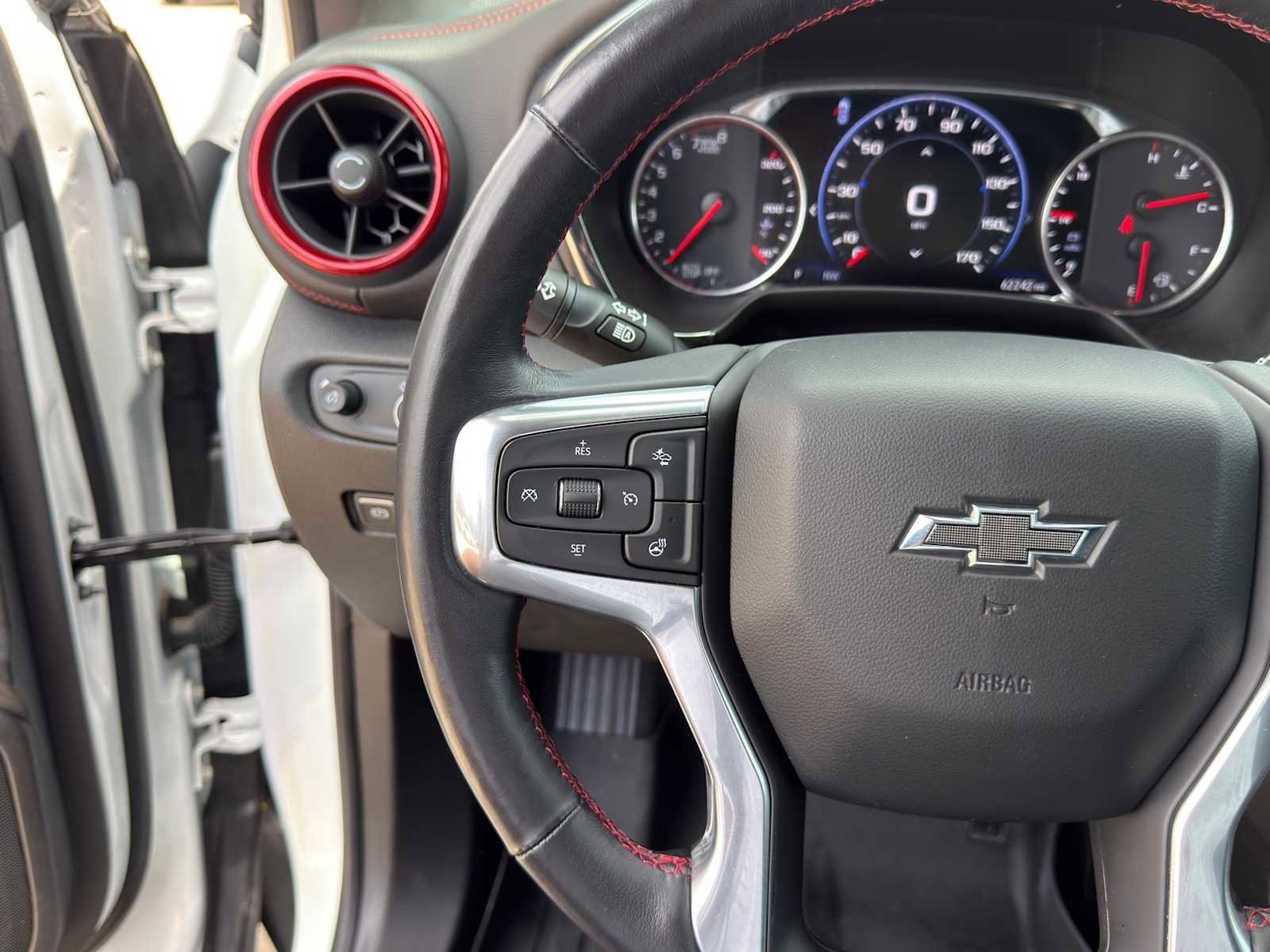 Used 2019 Chevrolet Blazer RS FWD image 21