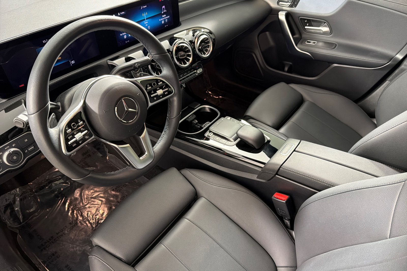 Used 2023 Mercedes-Benz CLA 250 image 9