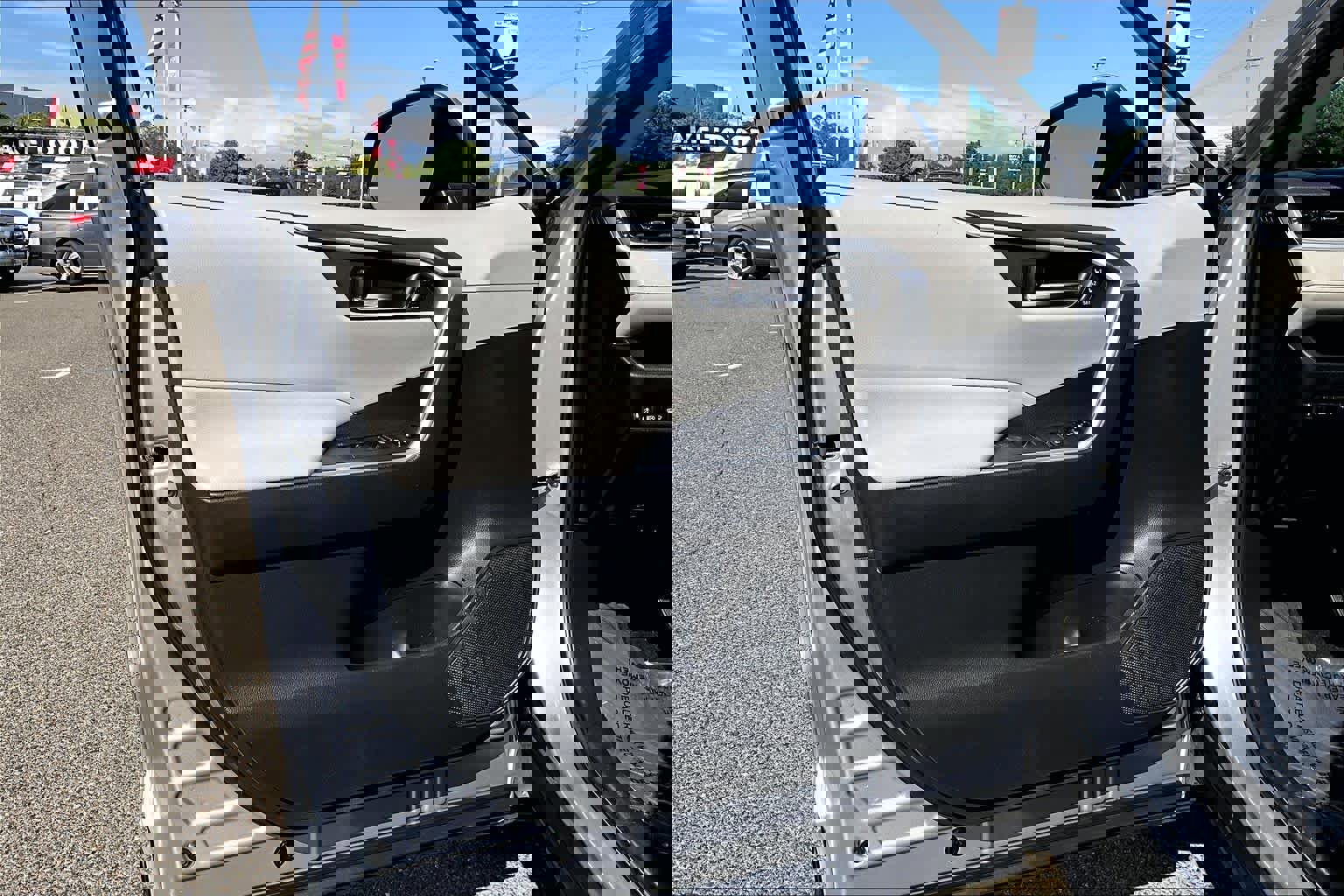 Used 2021 Toyota RAV4 XLE Premium FWD image 21