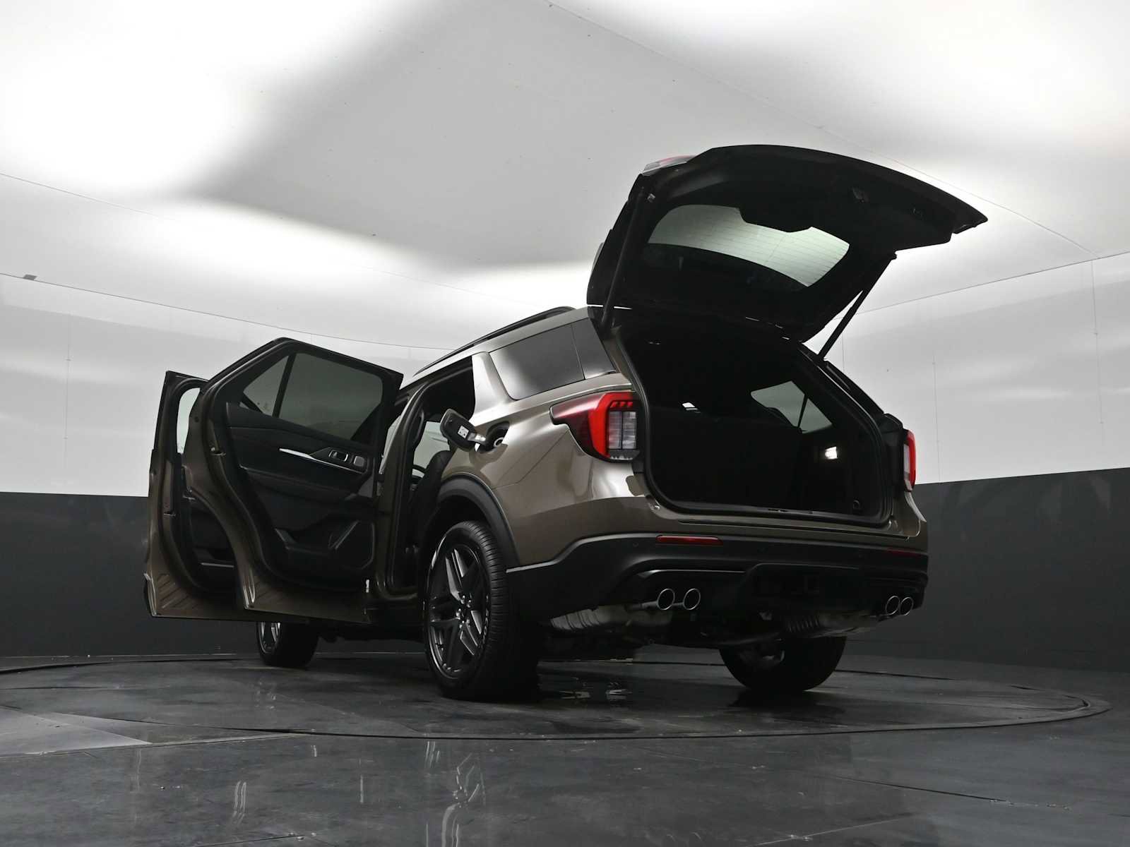 New 2026 Ford Explorer ST image 40
