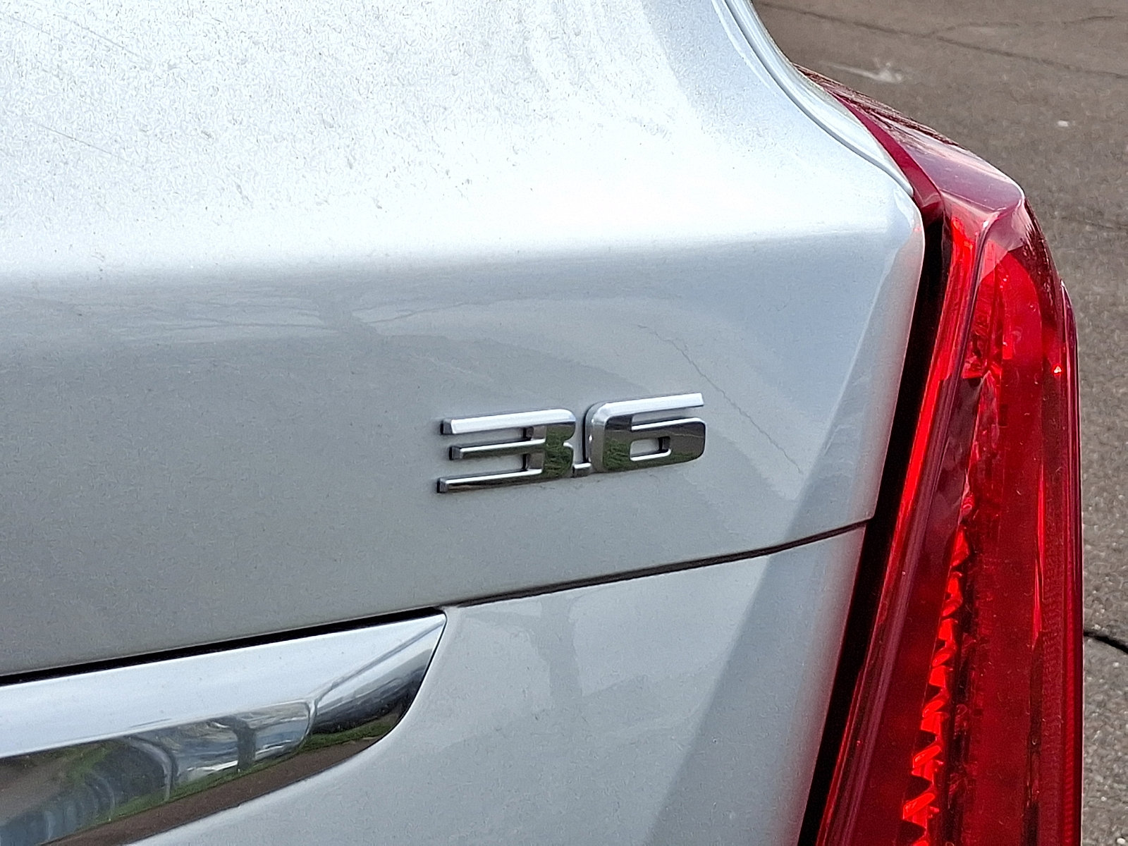 Used 2017 Cadillac XT5 Luxury w/ Driver Awareness Package image 35