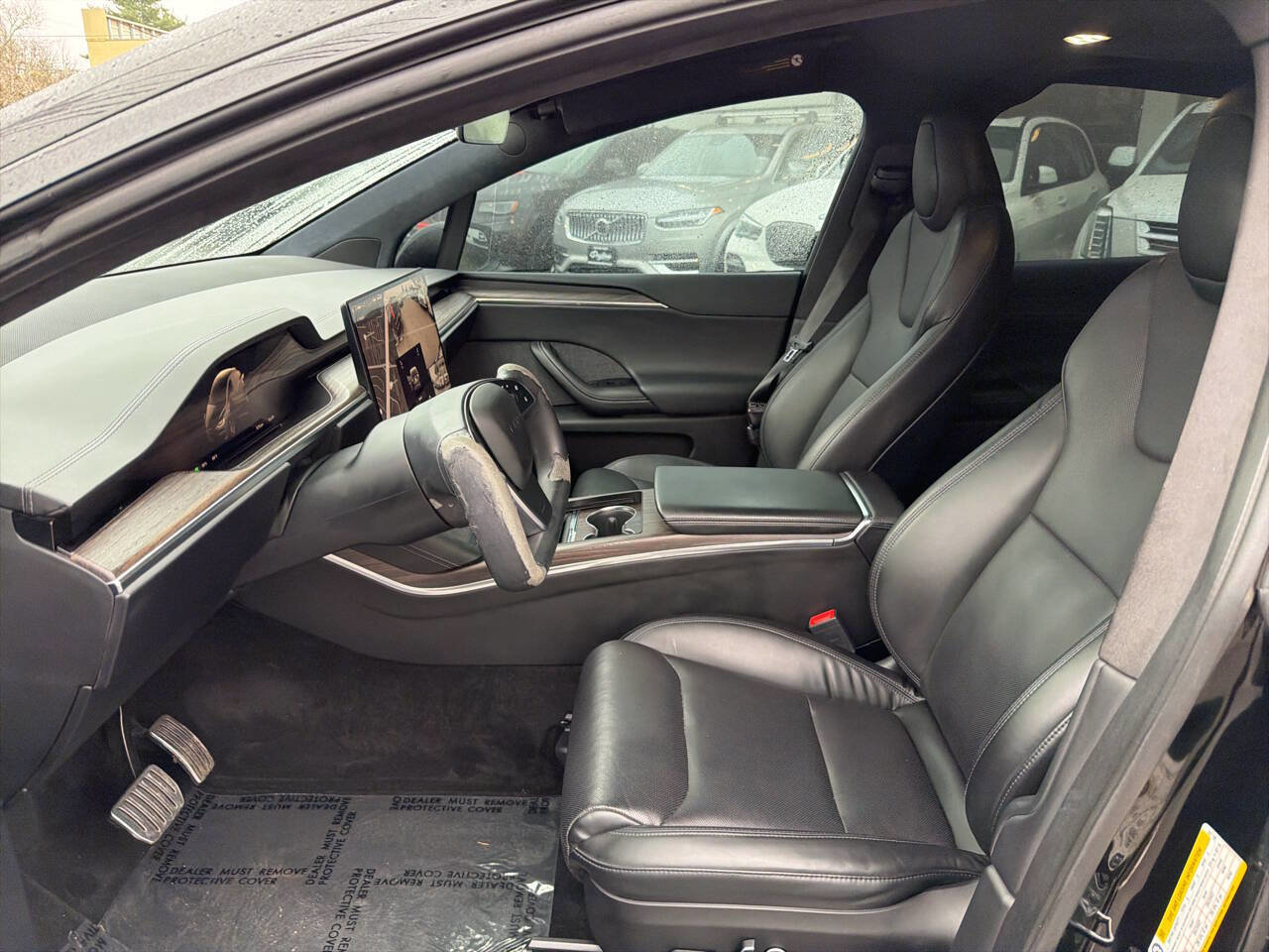 Used 2022 Tesla Model X image 30