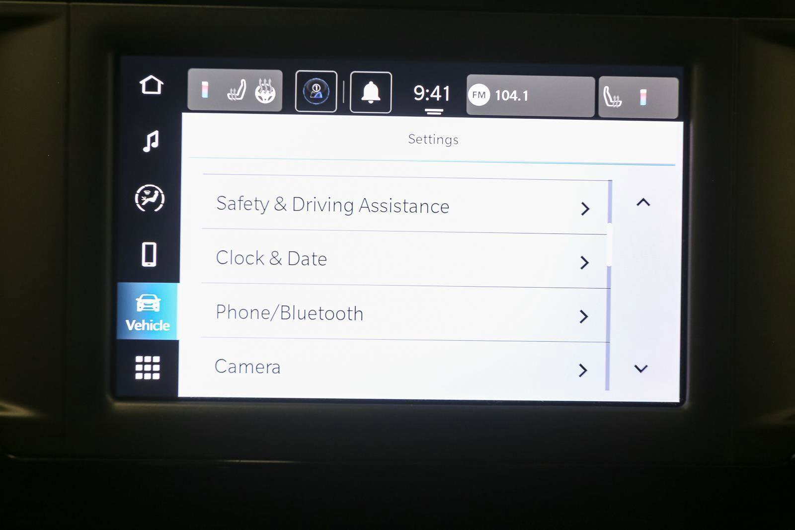 Used 2024 Chrysler Voyager LX image 29