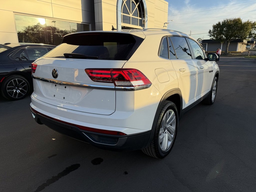 Used 2021 Volkswagen Atlas Cross Sport SE image 7