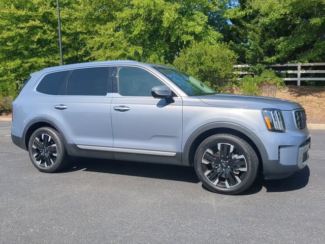 Used 2023 Kia Telluride SX FWD image 2