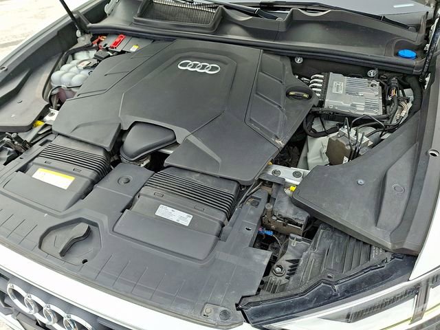 Used 2019 Audi Q8 Premium Plus w/ Premium Plus image 29