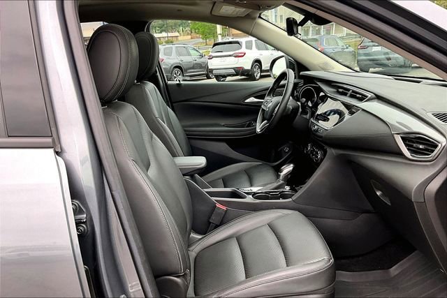 Used 2022 Buick Encore GX Essence w/ Advanced Technology Package FWD image 28