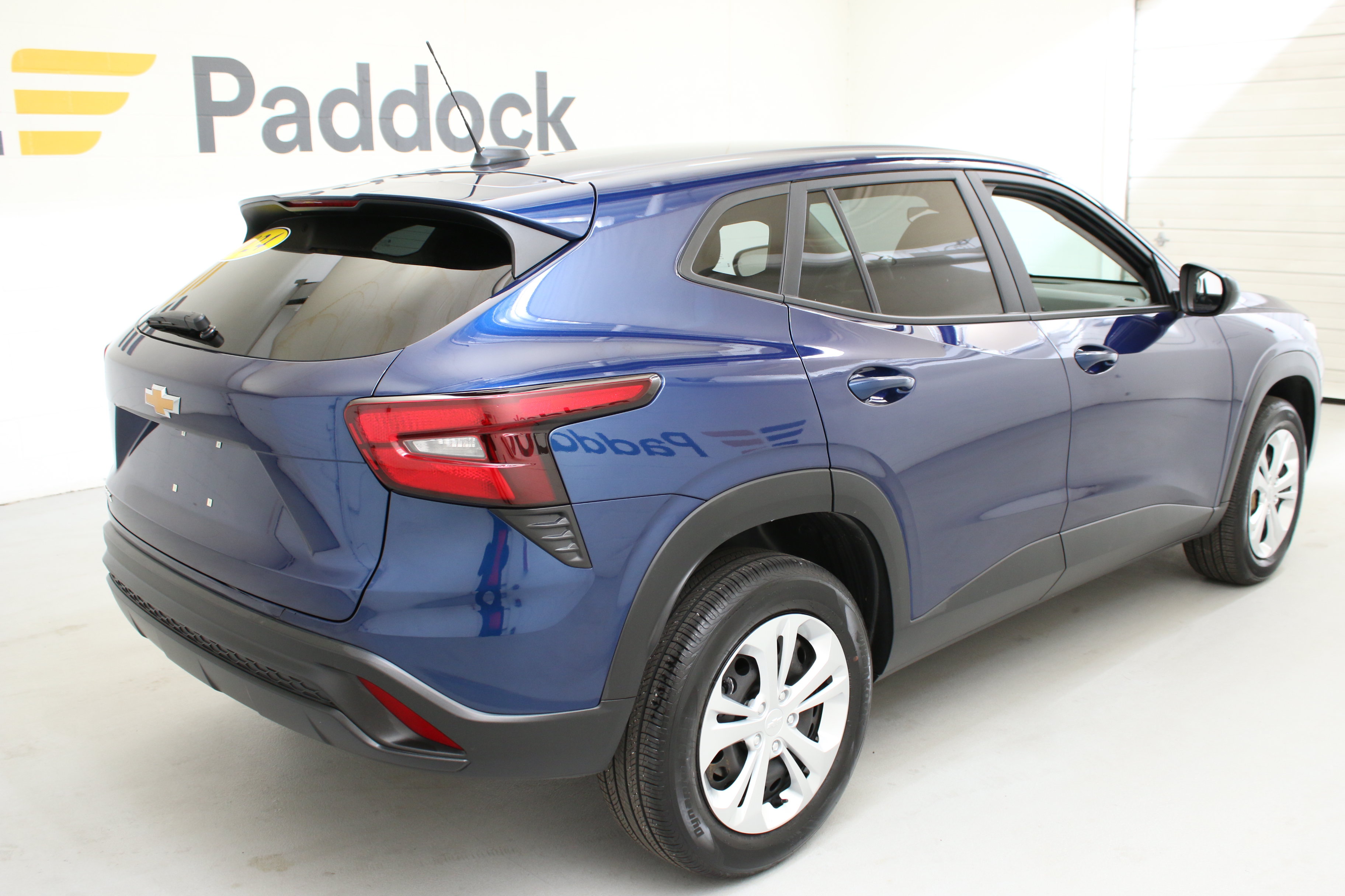 Used 2024 Chevrolet Trax LS FWD image 8
