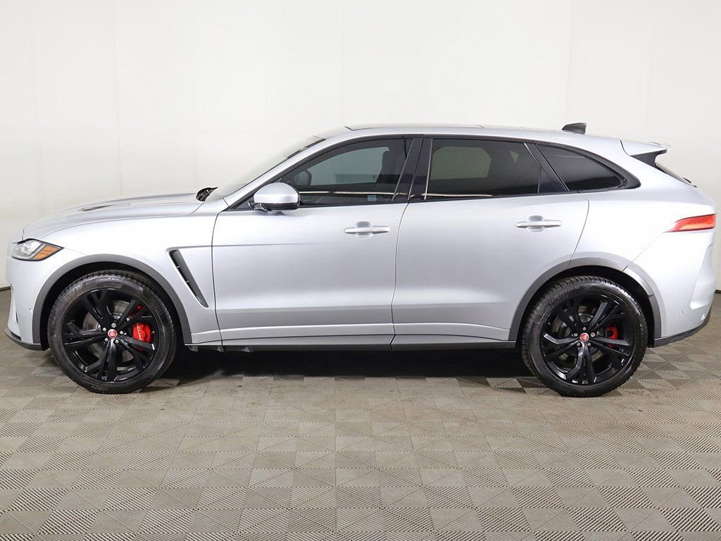 Used 2020 Jaguar F-PACE SVR image 20