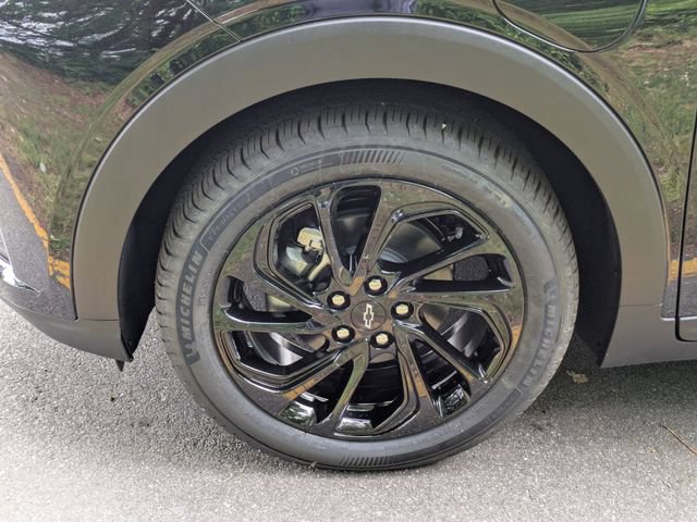 New 2027 Chevrolet Bolt RS w/ Technology Package FWD image 7