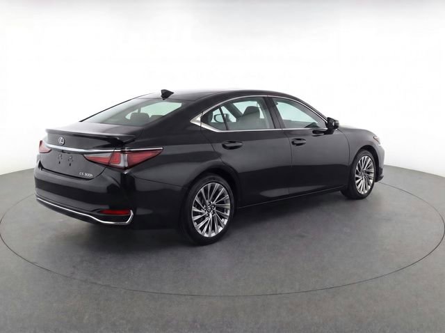 Used 2025 Lexus ES 300h w/ Accessory Package (Z2) FWD image 42