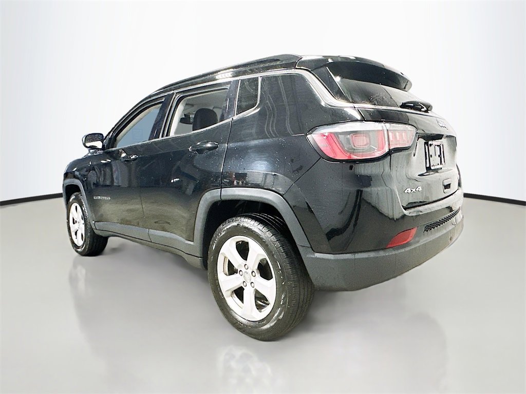 Used 2018 Jeep Compass Latitude w/ Cold Weather Group image 5