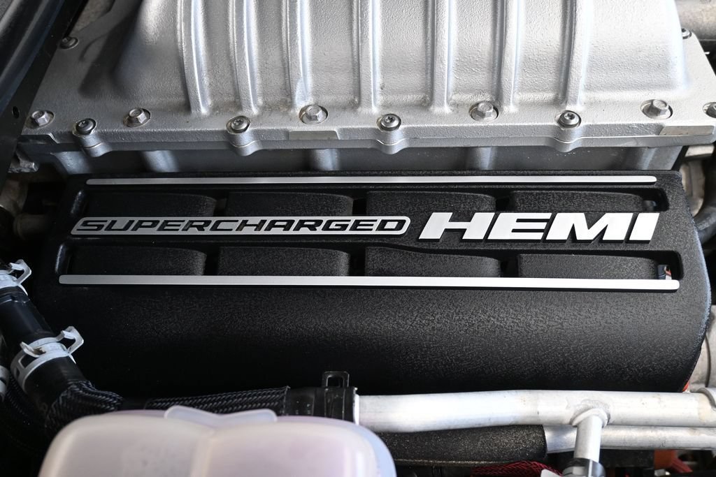 Used 2019 Dodge Challenger SRT Hellcat w/ Widebody Package RWD image 26