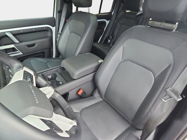 Certified 2024 Land Rover Defender 130 X-Dynamic SE image 19