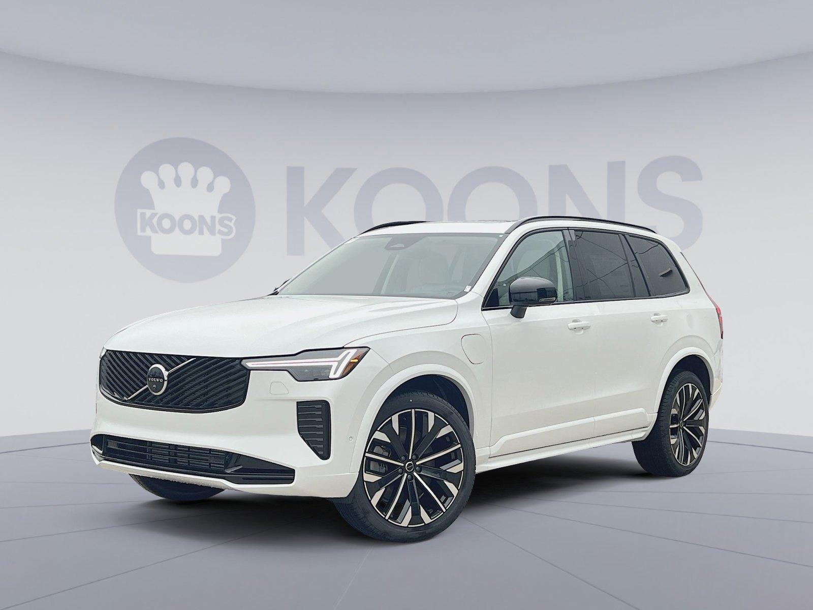 New 2026 Volvo XC90 T8 Ultra w/ Lounge Package image 1