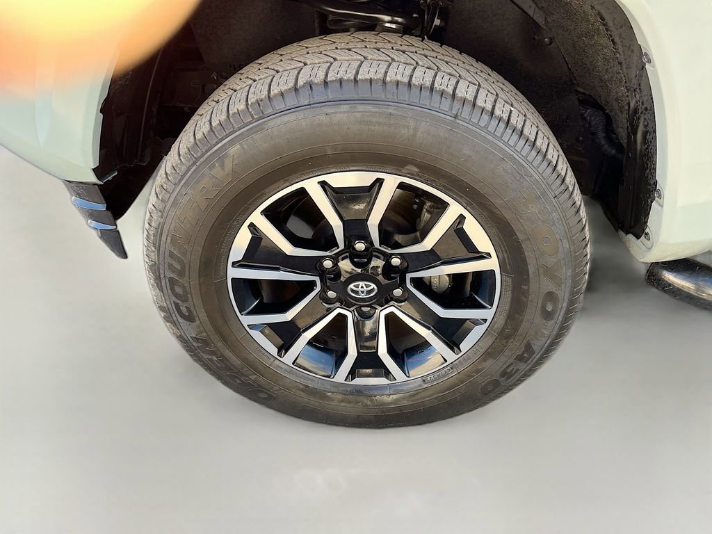 Used 2023 Toyota Tacoma TRD Sport w/ Technology Package RWD image 27