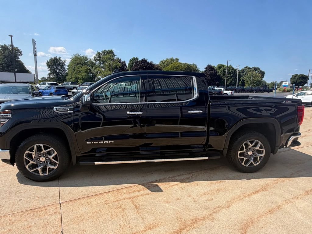 New 2026 GMC Sierra 1500 SLT w/ SLT Premium Package AWD/4WD image 6