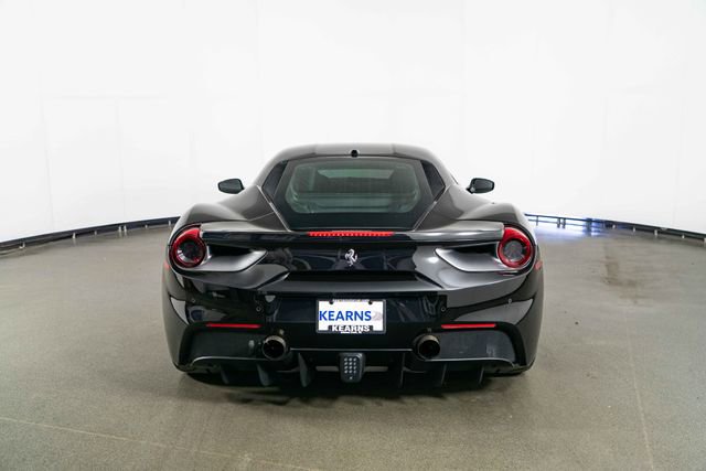 Used 2017 Ferrari 488 GTB RWD image 7