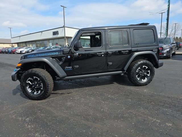Used 2025 Jeep Wrangler Unlimited Rubicon 4xe w/ Safety Group image 3