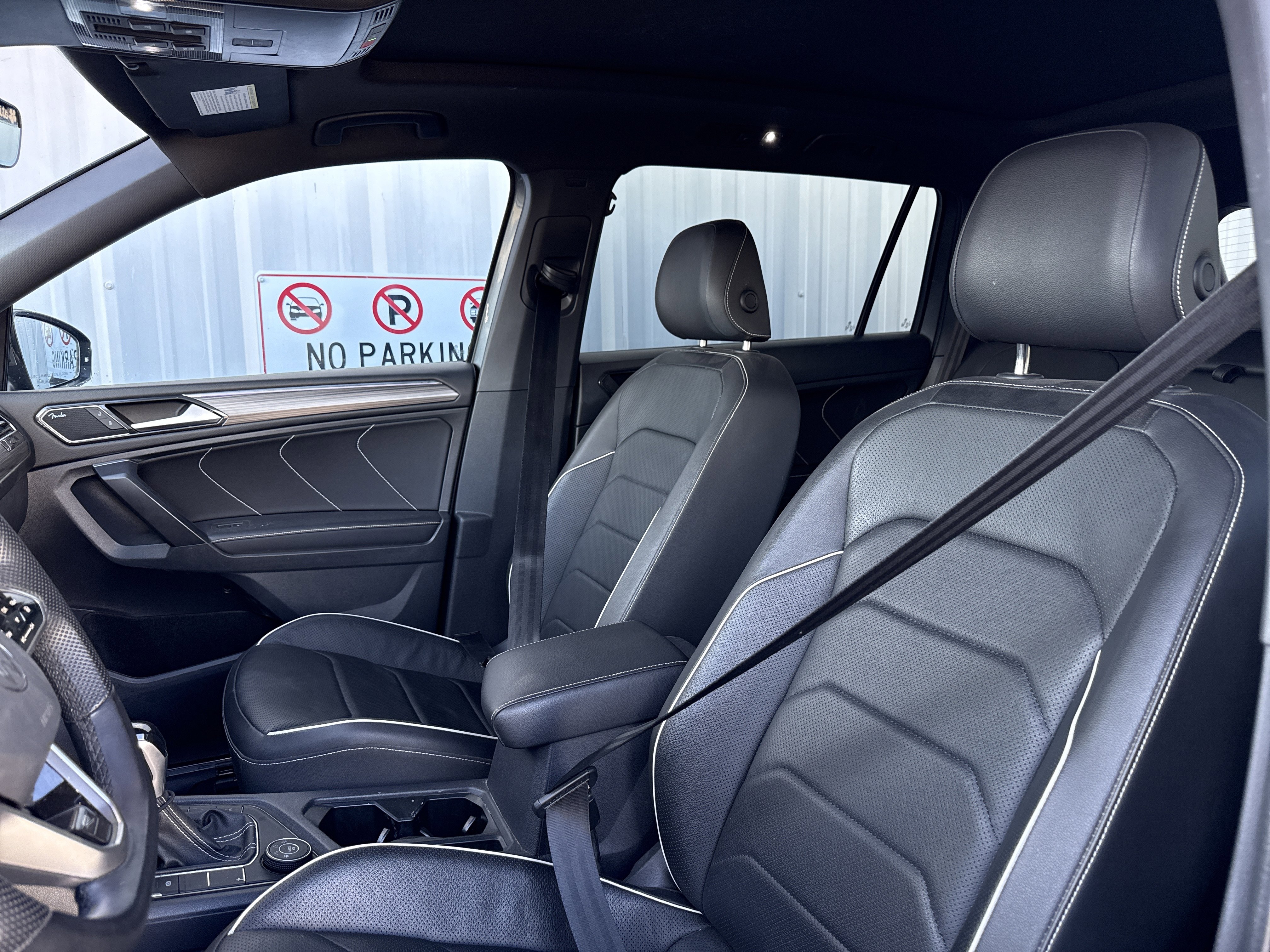 Used 2022 Volkswagen Tiguan SEL R-Line image 11