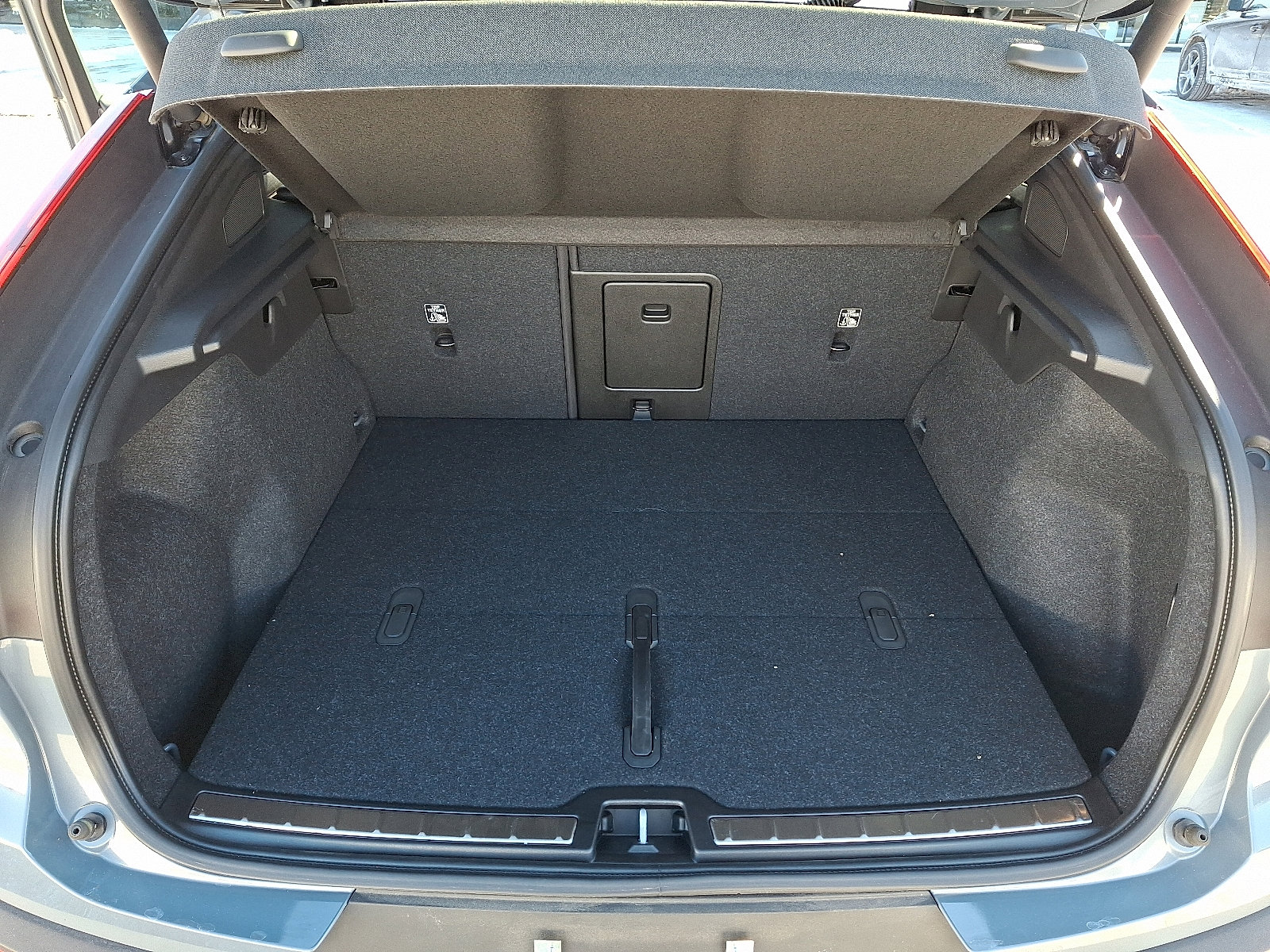 Certified 2023 Volvo C40 P8 Recharge Ultimate image 27