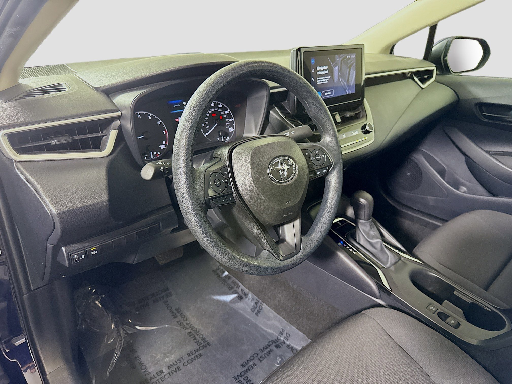 Used 2025 Toyota Corolla LE image 22