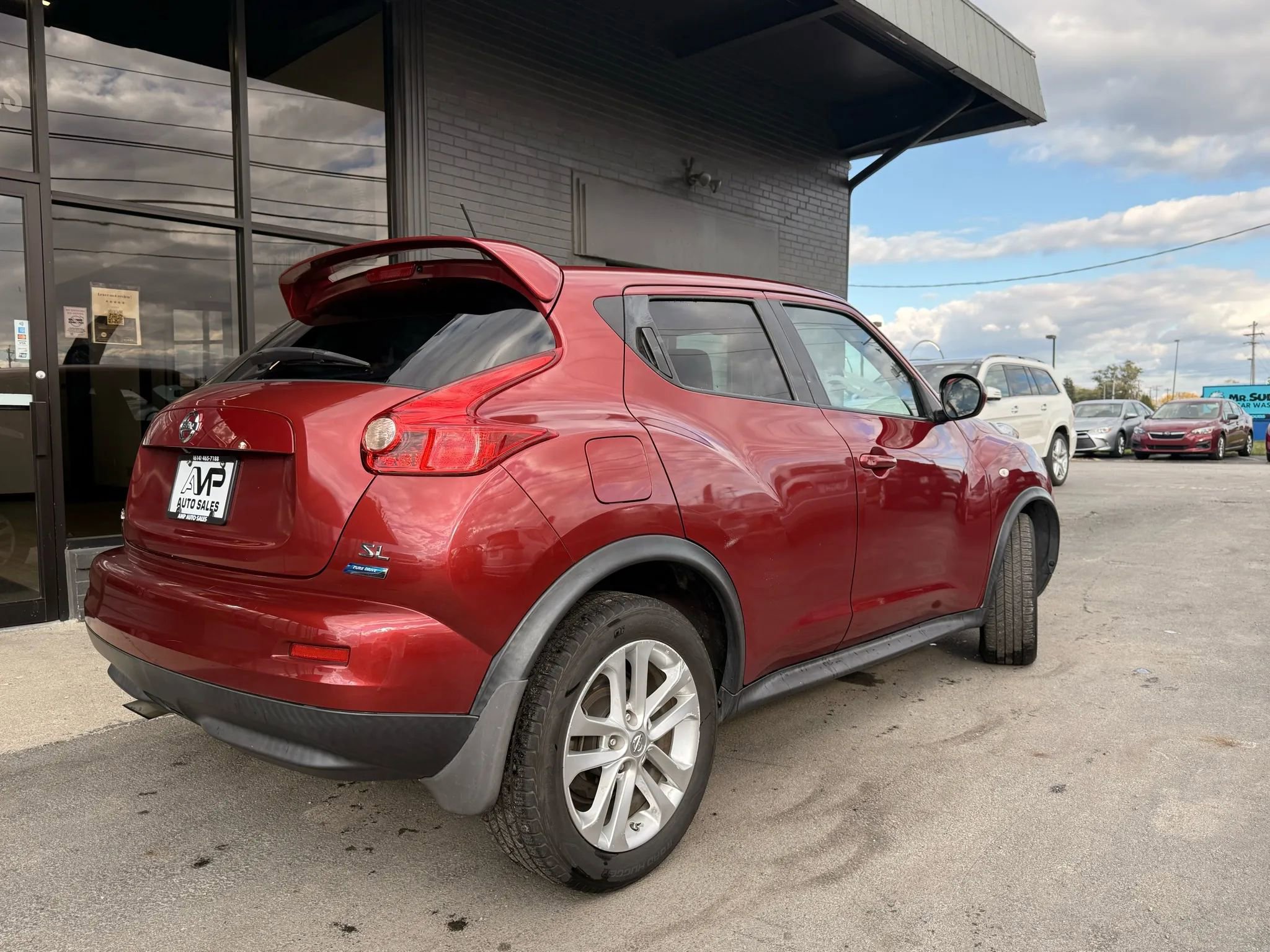 Used 2012 Nissan Juke SL image 5