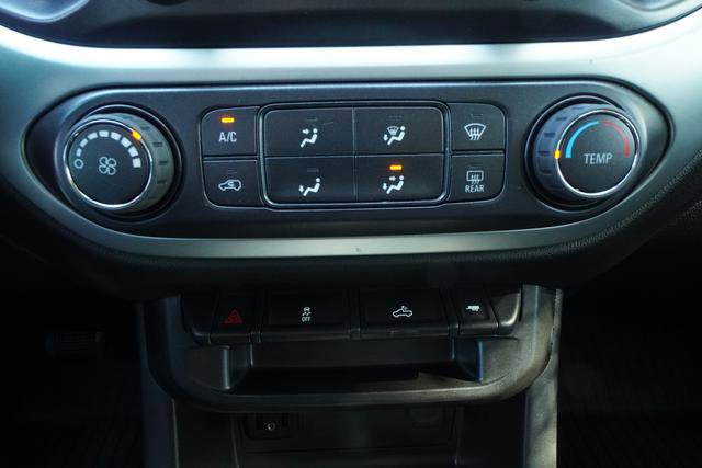 Used 2022 Chevrolet Colorado LT w/ LT Convenience Package image 23