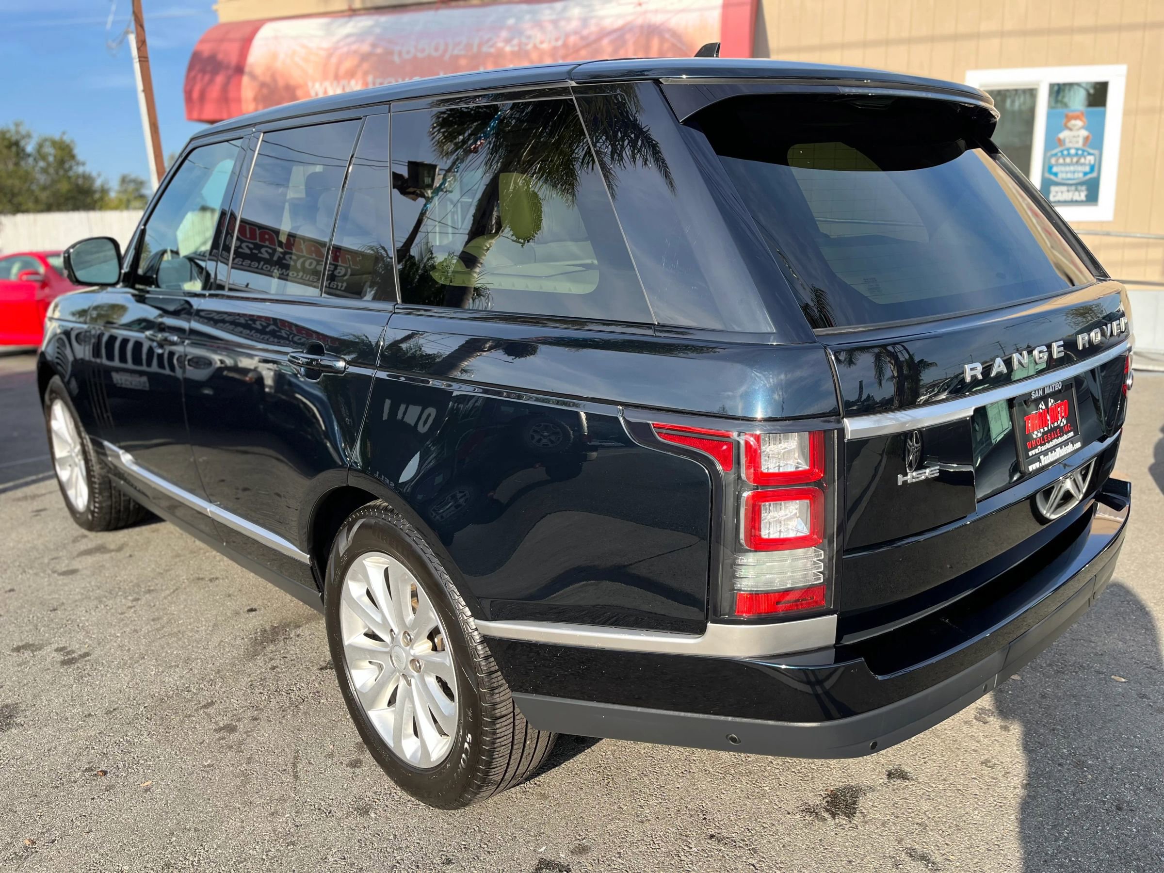 Used 2015 Land Rover Range Rover HSE AWD/4WD image 5
