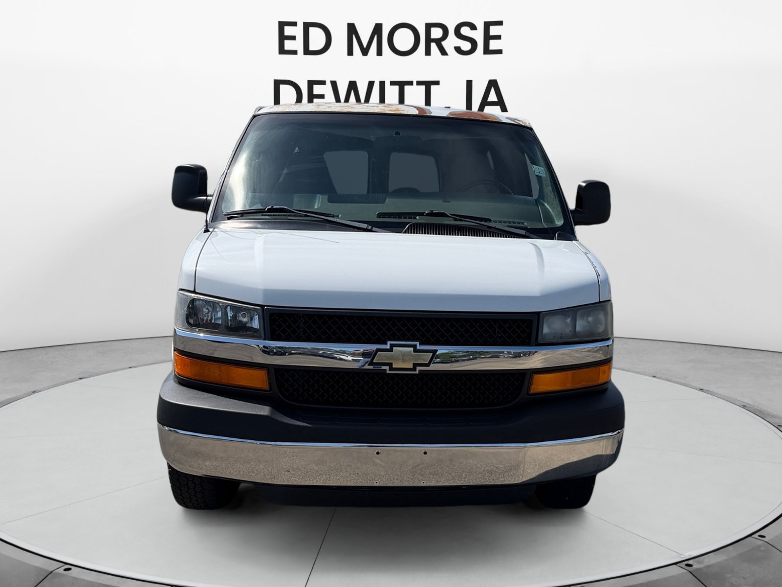 Used 2004 Chevrolet Express 3500 Extended Passenger w/ LS Preferred Equipment Group RWD image 8
